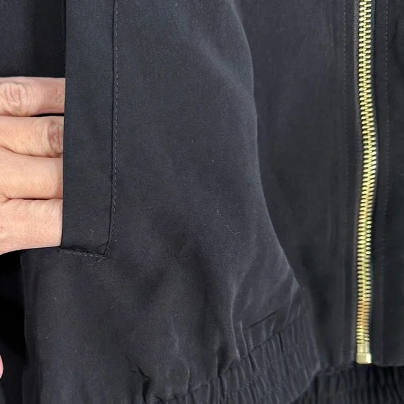 Susan Graver stretch woven bomber jacket 1x - Picture 5 of 9